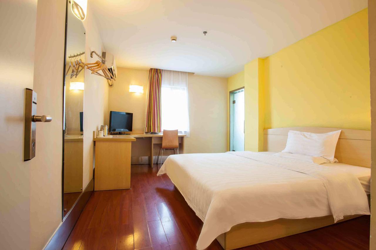 7Days Inn Guangzhou Southern Hospital Medical College Station Exteriör bild