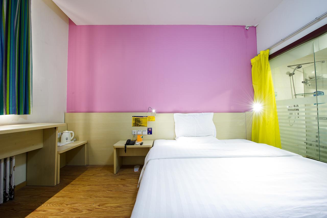 7Days Inn Guangzhou Southern Hospital Medical College Station Exteriör bild