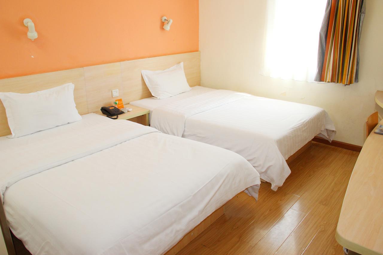 7Days Inn Guangzhou Southern Hospital Medical College Station Exteriör bild