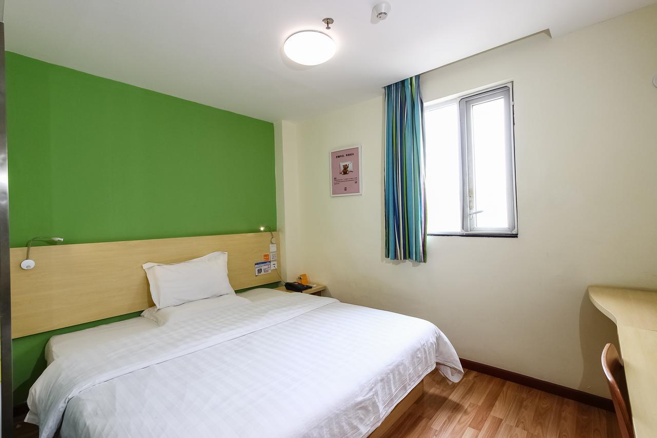 7Days Inn Guangzhou Southern Hospital Medical College Station Exteriör bild